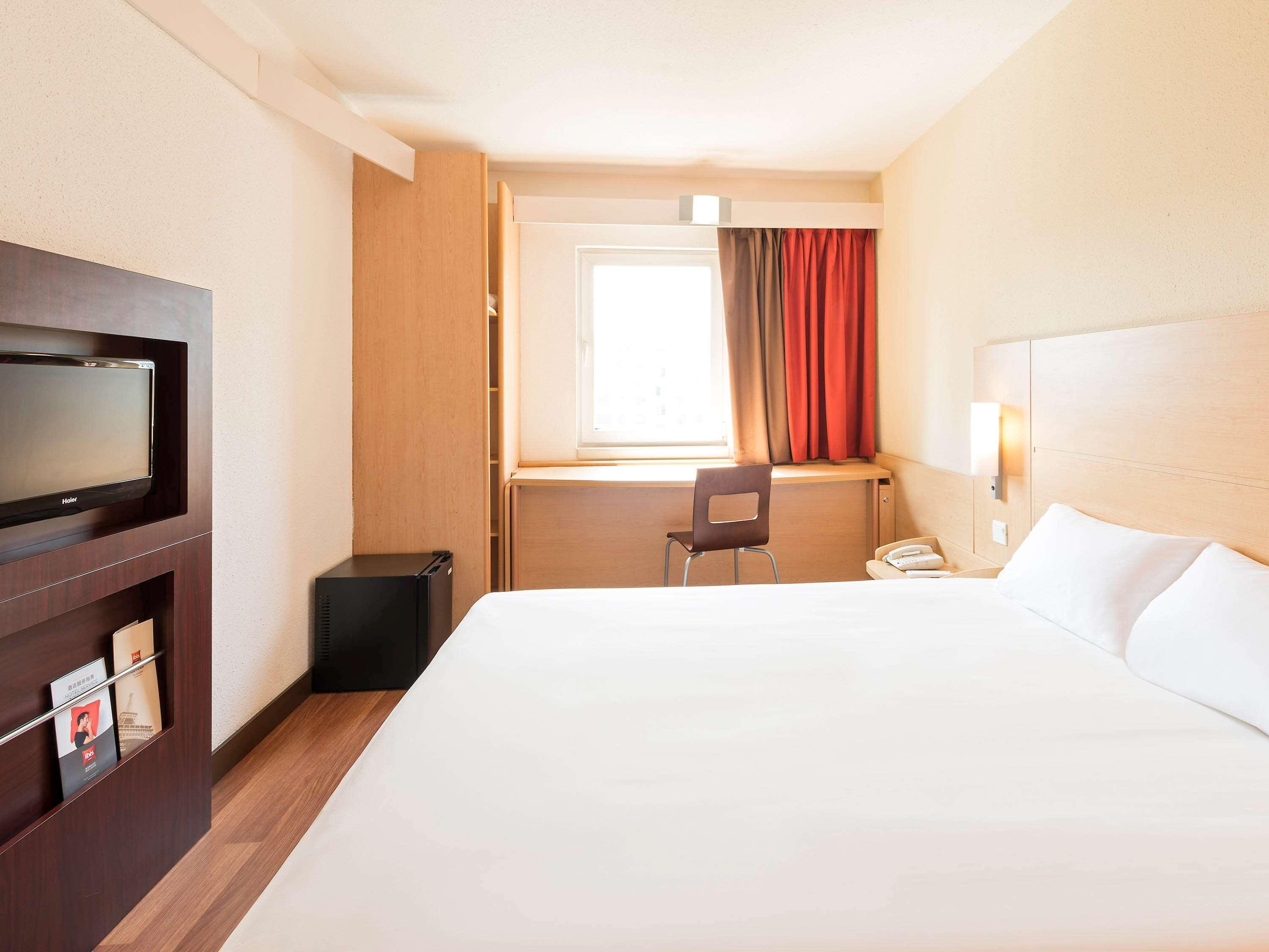 Ibis Wuxi Hi Tech Hotel Exterior photo